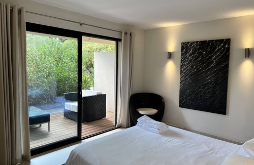 Bonifacio Bed & Breakfast | Nature ET Design