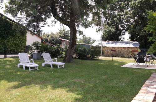 Montlieu la Garde House | Nature et Forêts en Charente Maritime