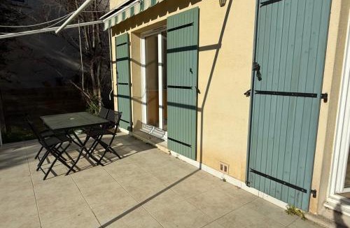 Chateauneuf-Grasse House | Nature et Mediterranean Flair close to Valbonne