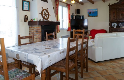 Camaret-sur-Mer House | Nature et Mer by Interhome