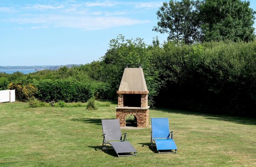 Camaret-sur-Mer House | Nature et Mer by Interhome