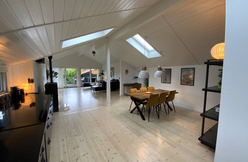 Kirke Hyllinge Cottage | Nature, fjord and fun near Roskilde