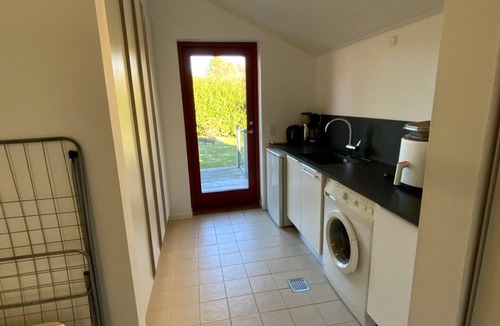 Kirke Hyllinge Cottage | Nature, fjord and fun near Roskilde