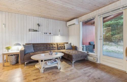 Romo House | Nature-Focused Cottage Near Sea And Beaches