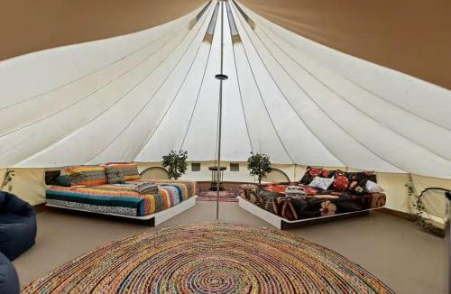 Stanton House | Nature-Forward Glamping Resort with Forest Paths and Meadow Hangouts in Stanton, Kentucky