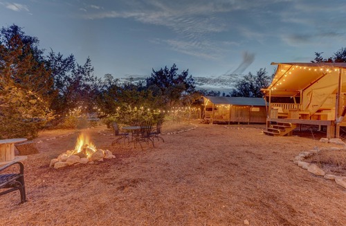 Johnson City RV Rental | Nature Glamping Stay with Fire Pit