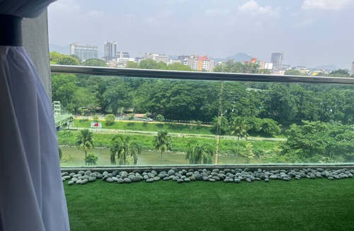 Jawa Apartment | Nature Green View 10 PAX 833