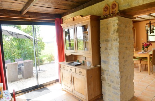 Saint-Germain-du-Pert Cottage | Nature Hideaway in St Germain du Pert