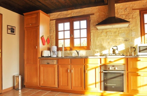 Saint-Germain-du-Pert Cottage | Nature Hideaway in St Germain du Pert