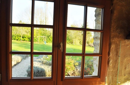 Saint-Germain-du-Pert Cottage | Nature Hideaway in St Germain du Pert