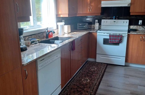 Pine Hill Ski Chalet | Nature lovers paradise in Lac-Louisa