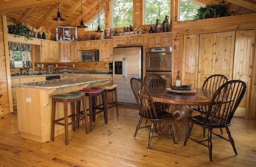 Black Mountain Cabin | Nature Meets Comfort: Cabin with Fast WiFi, Hot Tub, Games, and Nature Trails!