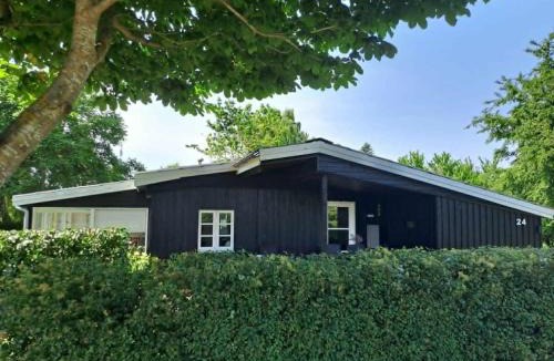 Næsby Strand House | Nature Peace And Coziness Near Forest And Beach