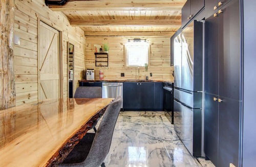 Sainte Rose du Nord Ski Chalet | Nature & Relaxation | Chalet du Sommet