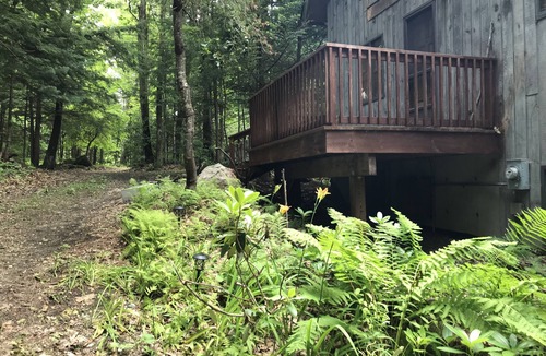 Otis Ski Chalet | Nature retreat by Brook