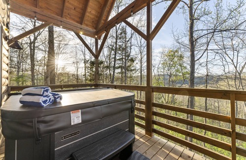 Jasper Cabin | Nature Retreat Near Buffalo River w/Hot Tub