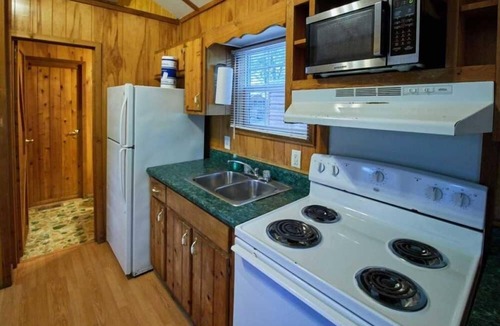 Weatherford Cabin | Nature's Beauty at Your Doorstep! Full Kitchen, Outdoor Pool, Free Parking