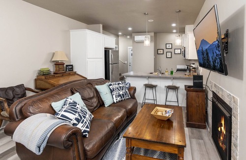 Larkspur House | Nature's Best Townhome
