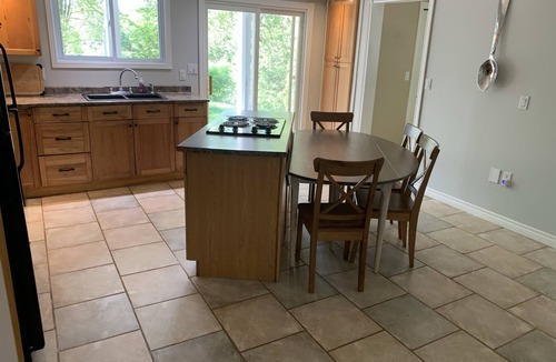 Rama Cottage | Nature's Cottage Washago - Beautiful Private Waterfront property with Hot Tub