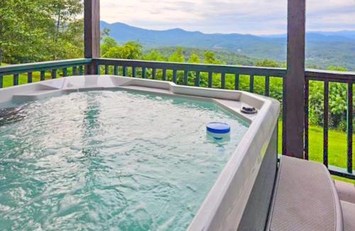 Murphy House | Nature's Embrace Cabin