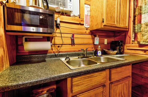 Cherokee Cabin | Nature's Landing Cabin at Panther Creek