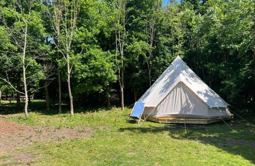 Chew Stoke Cabin | Nature's Spectacular