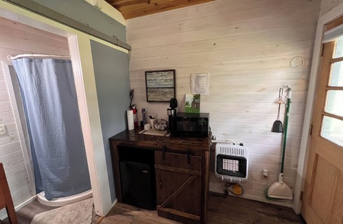 Fayetteville Cabin | Nature's Tiny Riverside Hideaway