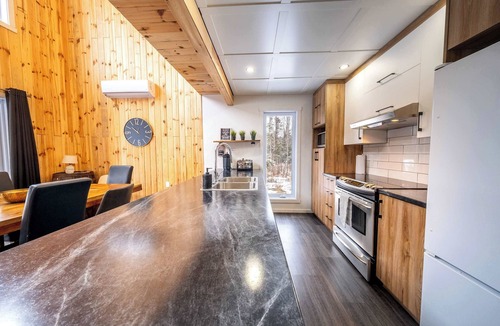 Saint-Alfred Ski Chalet | Nature, Spa & Lake Access | Le Maikel