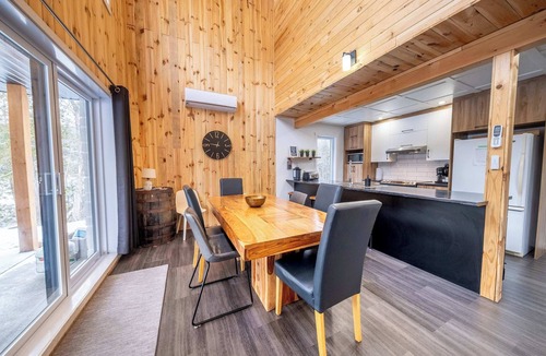Saint-Alfred Ski Chalet | Nature, Spa & Lake Access | Le Maikel