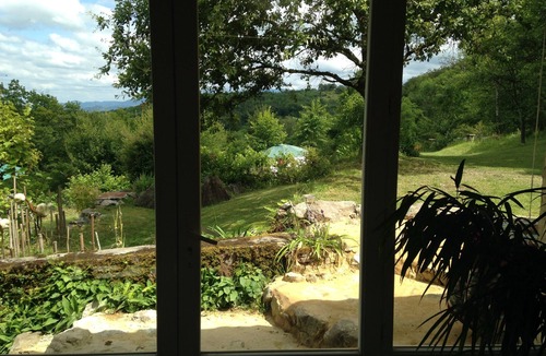Montjoie-en-Couserans Apartment | Nature studio at Clos Goutilles: a secluded farmhouse for a return to basics