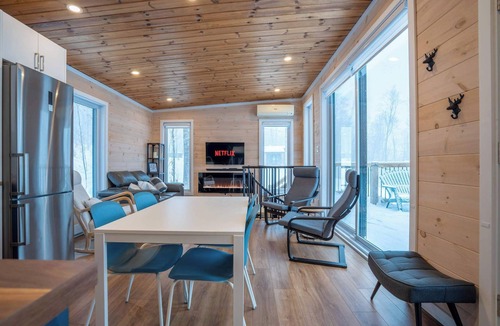La Minerve Ski Chalet | Nature - Tranquility - Hiking | Chalet FloFie