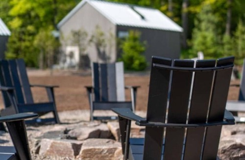 Algonquin Highlands Cabin | Nature’s Channel at Dimensions | Cabin Twelve
