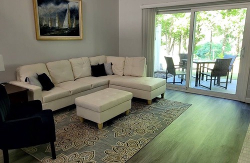 Shorewood House | Natures Get-A-Way in Historical Excelsior