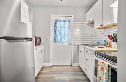Stanton House | Nature’s Nook l Cozy 2BR l 15 min to RRG l WI-FI