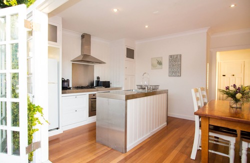 Currarong House | Nautica Beach Cottage