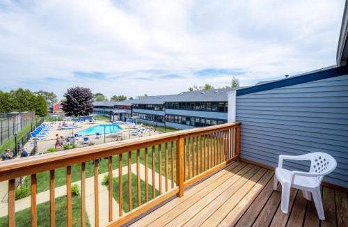 Wells Hotel | Nautical Mile Resort