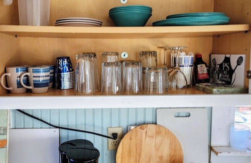 Jerusalem Cabin | Nautical Nook - Beachfront Vacation Rental