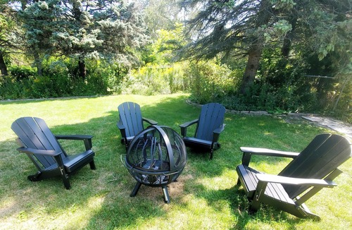 Racine House | Nautical Splash Pad, Spacious Home, Private Pool & Cedar Hot Tub.