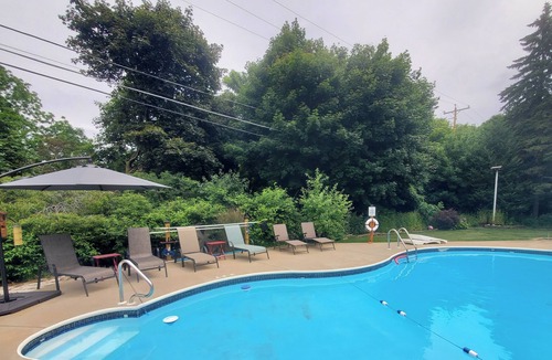 Racine House | Nautical Splash Pad, Spacious Home, Private Pool & Cedar Hot Tub.