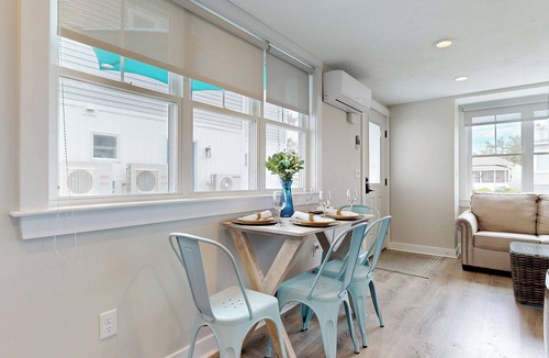 Ocean Park Cottage | Nautical View