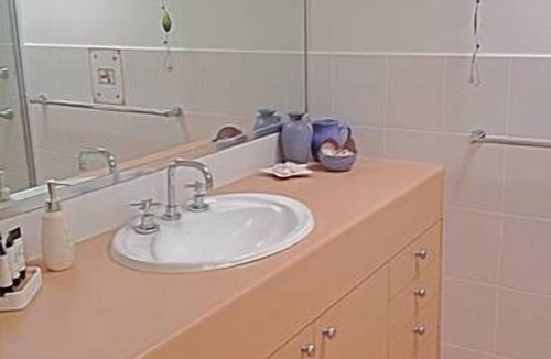 Soldiers Point Bed & Breakfast | Nautilus House Bed & Breakfast