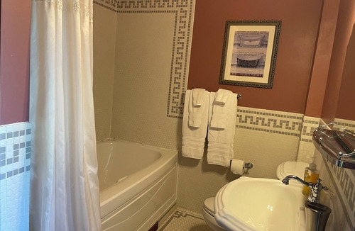Nauvoo Bed & Breakfast | Nauvoo Grand Bed & Breakfast