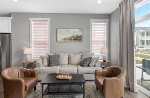 Ottawa House | Navvy Town Neighborhood at Heritage Harbor