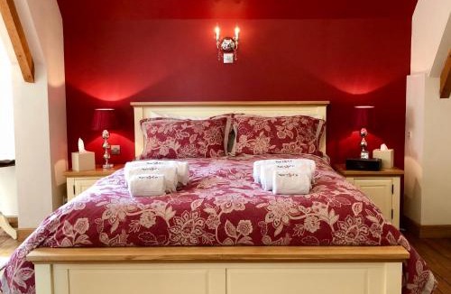 Houesville Bed & Breakfast | Navy & Co