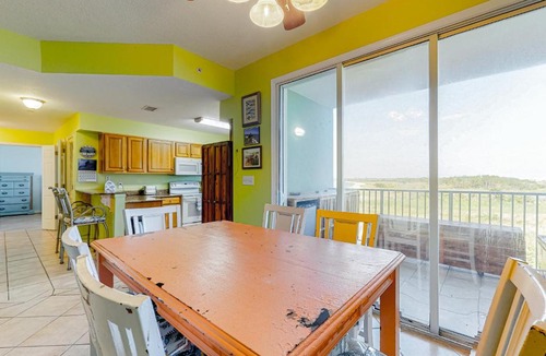 Fort Morgan Hotel | Navy Cove Harbor 1209