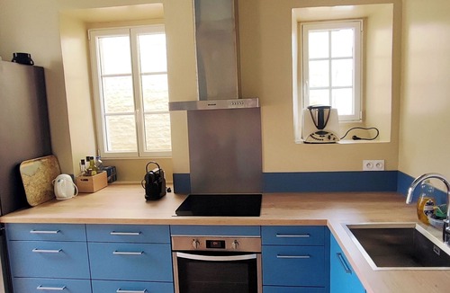Hermanville-sur-Mer Villa | nCharacter House near D-Day Beaches - Château Estate, 9 pers