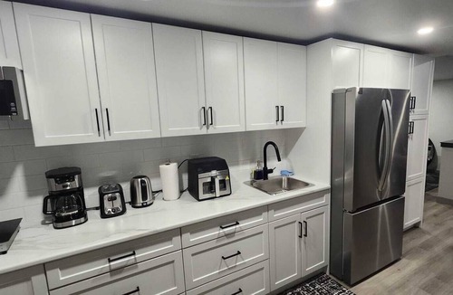 Fort Gary Apartment | nCozy & Stylish 2BR Apartment