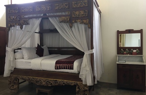 Banguntapan House | nDalem Natan Royal Heritage