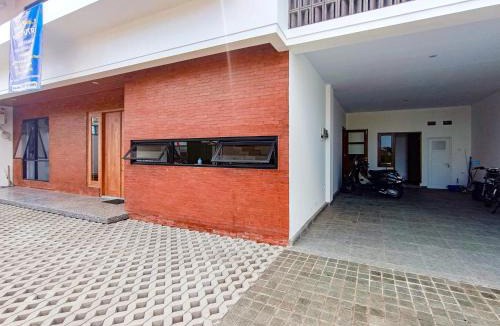 Banguntapan Hotel | Ndalem Tamanan Syariah RedPartner
