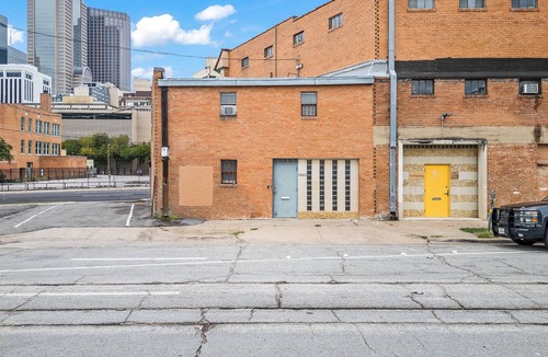 Downtown Dallas Apartment | nDallas Farmers Market Apartment, Just right in Downtown DALLAS TX Perfect Place